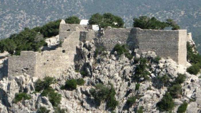 Νέο ιστορικό/φωτογραφικό λεύκωμα του ΕΟΤ για τα κάστρα