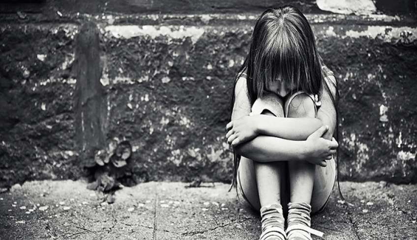 Σοκαριστικά στοιχεία για την Ελλάδα: Κάθε 24 ώρες ένα παιδί κακοποιείται σεξουαλικά