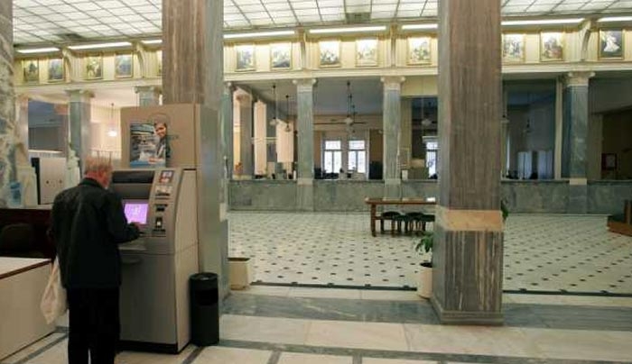 Σχέδιο για διαγραφή χρεών σε τράπεζες και δημόσιο, εξωδικαστικά