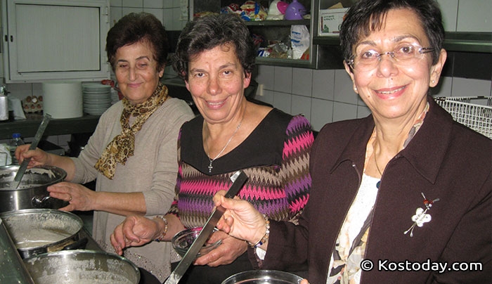 Τα παραδοσιακά "ΒΑΡΒΑΡΑ" και οι ΛΟΥΚΟΥΜΑΔΕΣ από το Λύκειο Ελληνίδων Kω (Βίντεο-φωτό)