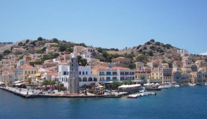 «Απάντηση» Υπουργού για την έλλειψη γιατρού στη Σύμη
