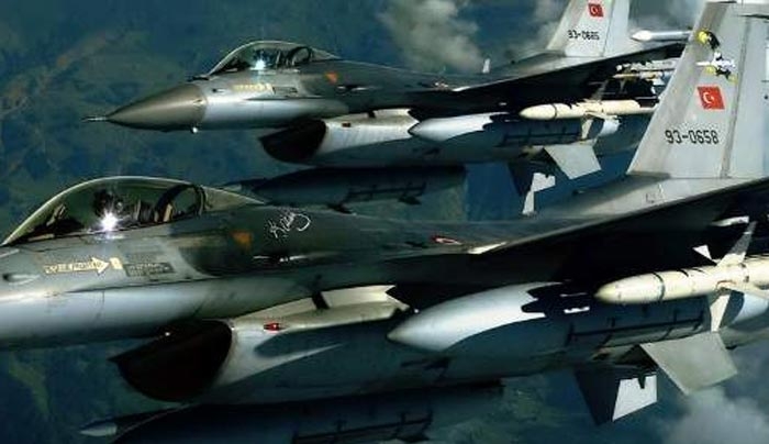 Αλωνίζουν πάνω από το Αιγαίο τα τουρκικά F-16 -Ξανά πάνω από Οινούσσες
