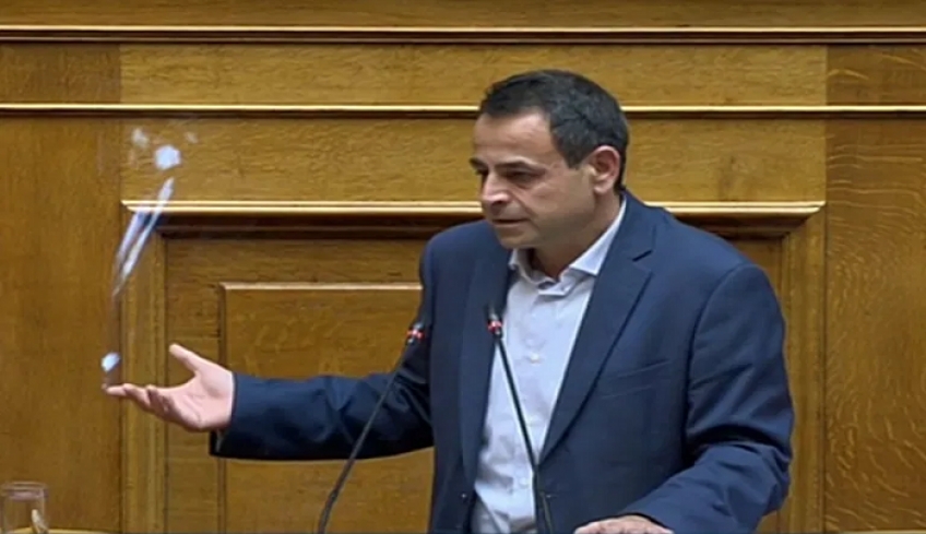 Ν. Σαντορινιός προς Κικίλια: Άμεσα να θωρακιστεί η Κάλυμνος με υγειονομικό προσωπικό και εμβόλια