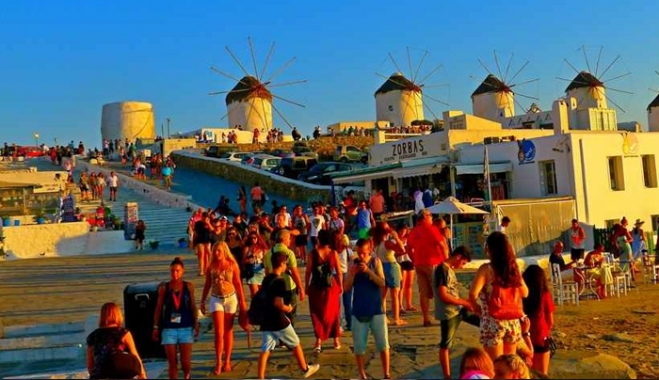 1,2 εκατομμύρια Τούρκοι θα κάνουν διακοπές στην Ελλάδα