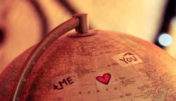 Σας χωρίζουν χιλιόμετρα αλλά είστε ακόμα ερωτευμένοι: 8 αλήθειες που πρέπει να ξέρεις για τις σχέσεις από απόσταση