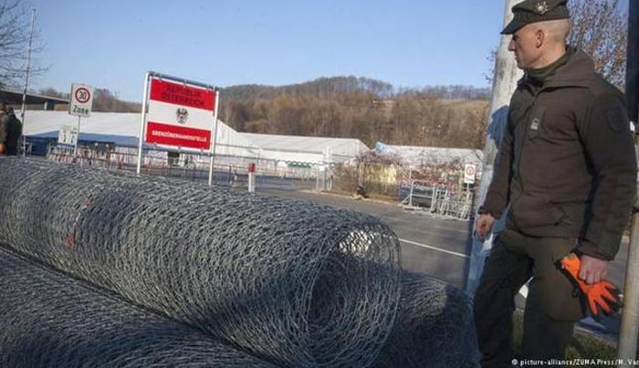Ιταλικά «πυρά» κατά της Αυστρίας για την ανέγερση φράχτη στα εσωτερικά σύνορα της Σένγκεν (βίντεο)