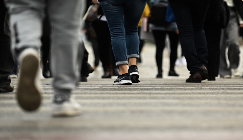 Προς ολική επαναφορά το επίδομα των 500 ευρώ σε τρίτεκνους και πολύτεκνους