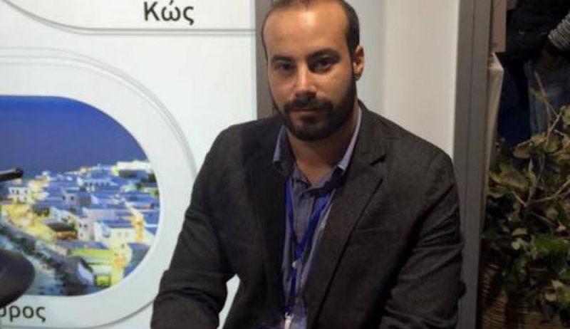 Β. Χαδούλης: "Προτείνουμε το παγοδρόμιο να πάει στην πλατεία Ανταγόρα. Πρώτα πρέπει να βλέπουμε την ασφάλεια των παιδιών και όχι μόνο. "