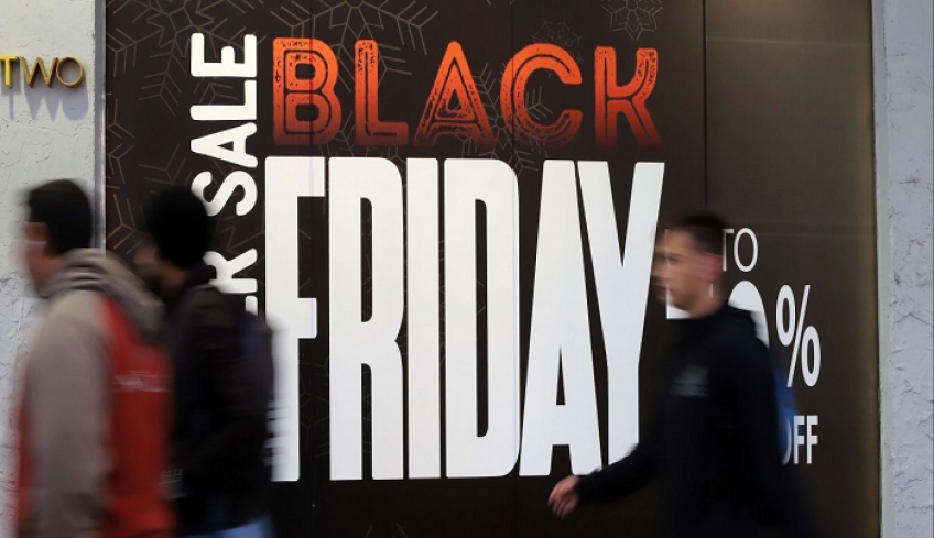 Black Friday: Εκπτώσεις με το «καλημέρα» - Τι θα συμβεί με τις ουρές