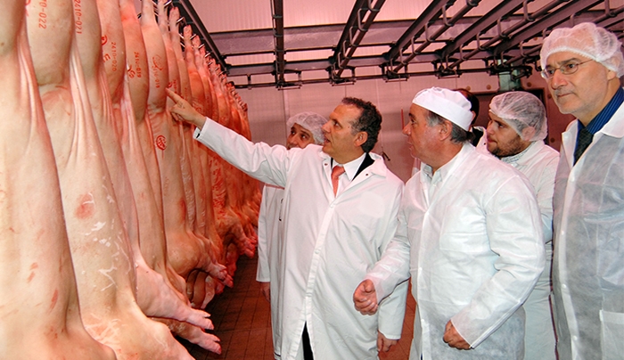 Έλεγχοι για τα εισαγόμενα κρέατα στα νησιά μας, που βαφτίζονται ντόπια