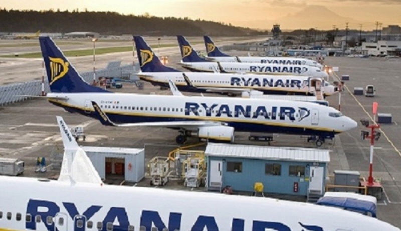 Πανικός και τρόμος σε πτήση της Ryanair - 33 επιβάτες παρουσίασαν έντονους πονοκεφάλους και ναυτία