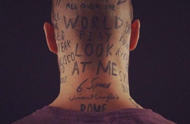 Έκανε τατουάζ στο πρόσωπο για να γίνει διάσημος