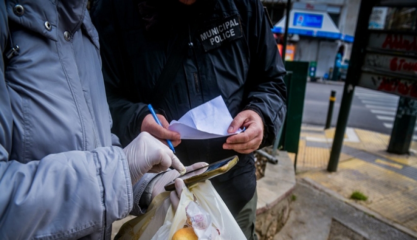 Ο καλός καιρός έφερε χαλάρωση – 2.450 πρόστιμα σε ένα 24ωρο