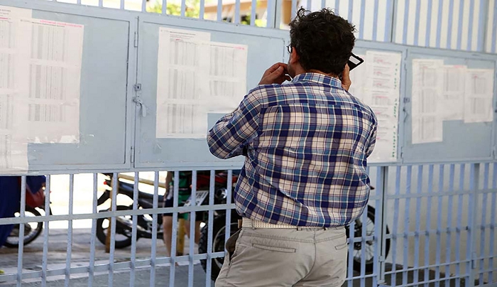 Οι πανελλαδικές των εκπλήξεων και των άκρων: Άνοδος έως 11.406 μόρια σε χαμηλόβαθμα τμήματα – Σχολές με μηδενικό αριθμό εισακτέων