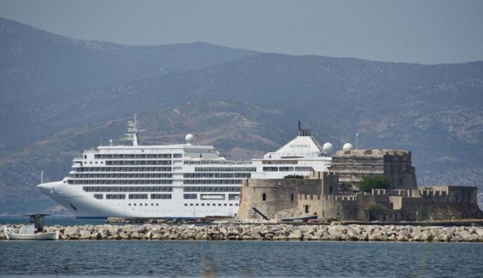 Η Ελλάδα χάνει 330.000 επιβάτες κρουαζιέρας λόγω κρίσης στην Τουρκία
