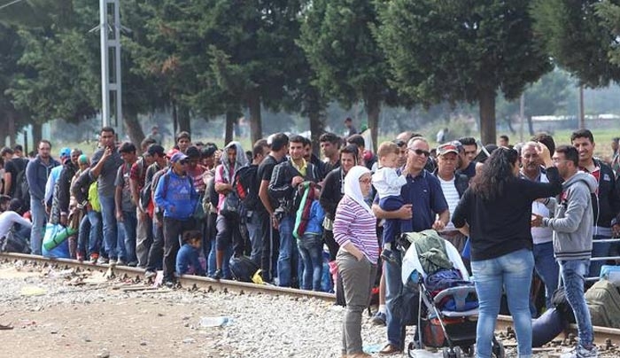 Χιλιάδες πρόσφυγες εγκλωβισμένοι στην Ειδομένη – ΒΙΝΤΕΟ