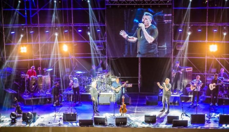 Στους πληγέντες μέρος των εσόδων της συναυλίας Ρέμου στο Nammos