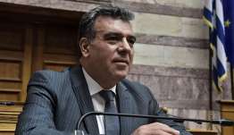 ΜΑΝΟΣ ΚΟΝΣΟΛΑΣ: «Διπλασιάζεται η επιδότηση στους αλιείς για το πετρέλαιο που καταναλώνουν τα σκάφη τους»