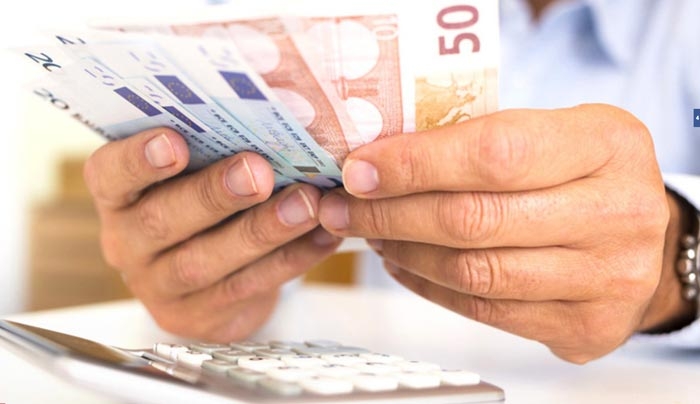 Διάταξη – παγίδα κόβει τα οικογένεια επιδόματα