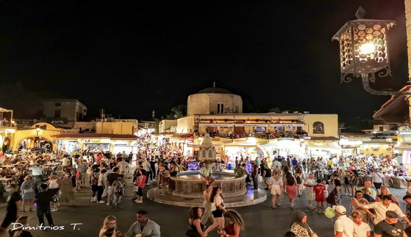 Εισήγηση λοιμωξιολόγων για μίνι lockdown στο Ρέθυμνο – Έντονη ανησυχία και για τη Ρόδο
