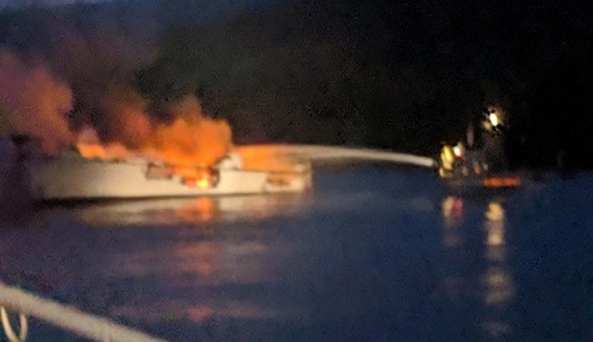 Ναυτική τραγωδία στην Καλιφόρνια: Βρέθηκαν τέσσερα άτομα νεκρά και 29 αγνοούνται