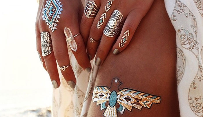 Flash Tattoos: Η νέα εντυπωσιακή καλοκαιρινή μόδα!