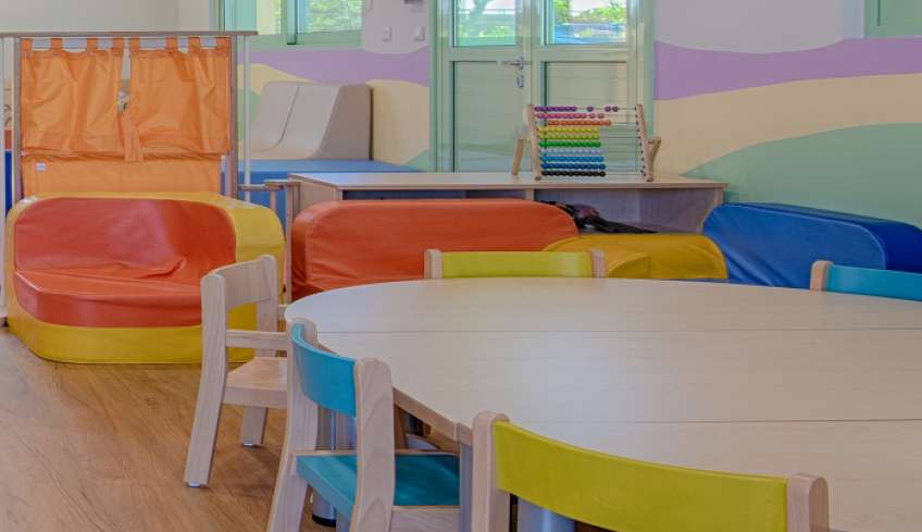 Το Neptune Hotels πρωτοστατεί δημιουργώντας κέντρο παιδικής φροντίδας για τους γονείς εργαζόμενους
