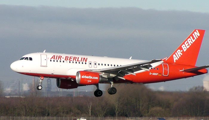 H Air Berlin μεταφέρει δραστηριότητες σε Etihad και TUI