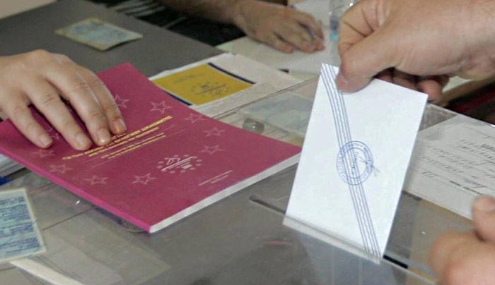 Δημοσκόπηση: Το 85% δεν αντέχει νέες περικοπές σε φόρους-συντάξεις