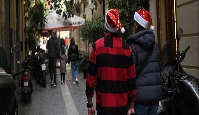 Καιρός: "Ποδαρικό" με τη θερμοκρασία στους 19 βαθμούς - Στα ύψη ο υδράργυρος μέχρι τα Φώτα