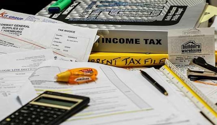 Χαράτσια έως και 300 ευρώ το χρόνο από το αφορολόγητο των 8.182 ευρώ