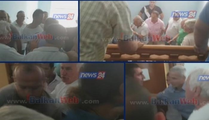 "Φουσκωτοί" έκαναν... "ρινγκ" το Δ.Σ. της Χειμάρρας – Αντίδραση του ΥΠΕΞ (VIDEO)