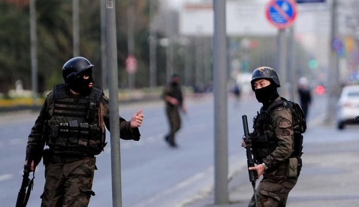 EKTAKTO: Στρατιώτης άνοιξε πυρ σε δικαστήριο της Άγκυρας