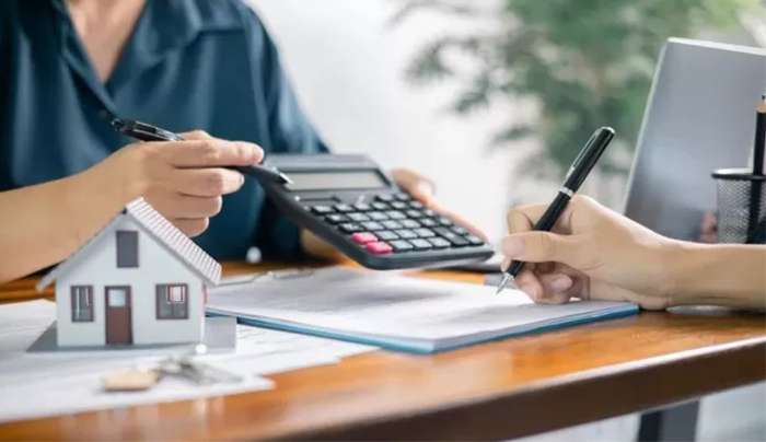 «Παγωμένα» επιτόκια: Ανοίγει ο δρόμος για μείωση σε 420.000 στεγαστικά δάνεια - Ποιοι και πόσο ωφελούνται
