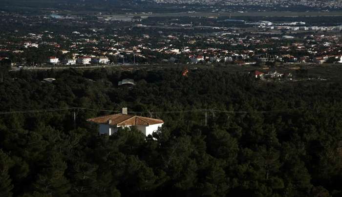 «Τέλος» στο πρόβλημα με τα καταπατημένα ακίνητα: Νομιμοποιούνται 70.000, ποιοι μπορούν να τα εξαγοράσουν