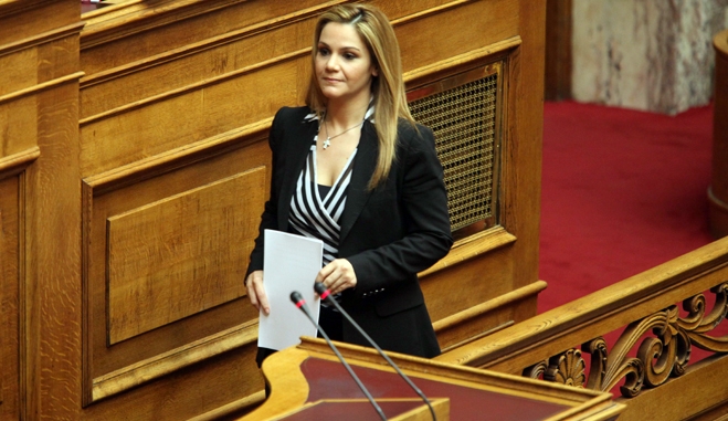 Η Μίκα Ιατρίδη μιλάει για τον Σαμαρά και τη Νέα Δημοκρατία