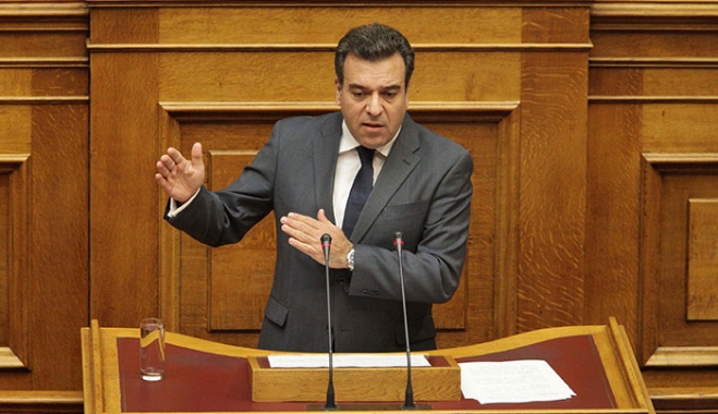 Στη Βουλή φέρνει ο Μάνος Κόνσολας το θέμα της χορήγησης πτητικού επιδόματος στους ιπτάμενους διασώστες του ΕΚΑΒ