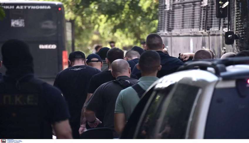 Μιχάλης Κατσουρής: Έρχονται νέα εντάλματα σύλληψης για Έλληνες και Κροάτες χούλιγκαν