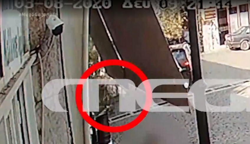 Βίντεο με την πτώση του αεροπλάνου στις Σέρρες - Περνούσε δίπλα του αυτοκίνητο