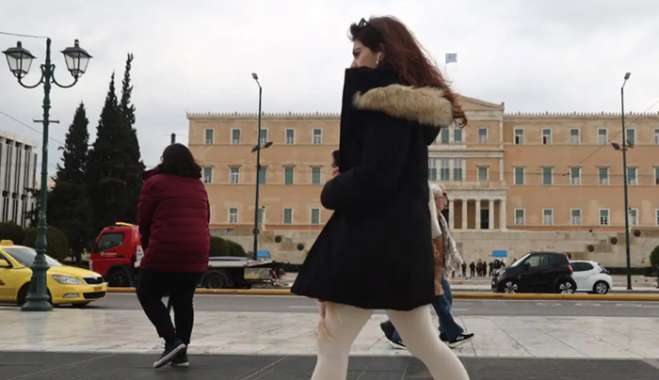 Καιρός σήμερα: Βροχές, καταιγίδες και 8 μποφόρ – Πού θα χιονίσει