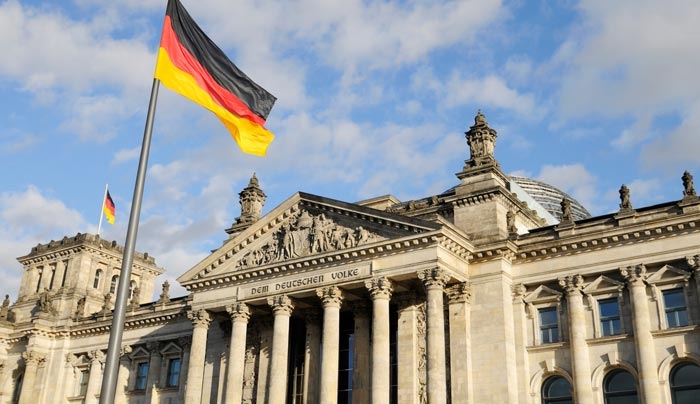 Η Γερμανία θα διαθέσει 93,6 δις ευρώ για τους πρόσφυγες