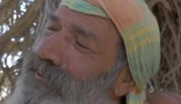 Κρήτη: Αυτός είναι ο άντρας που ζει 20 χρόνια σε μία σπηλιά - Η συγκλονιστική του εξομολόγηση [βίντεο]