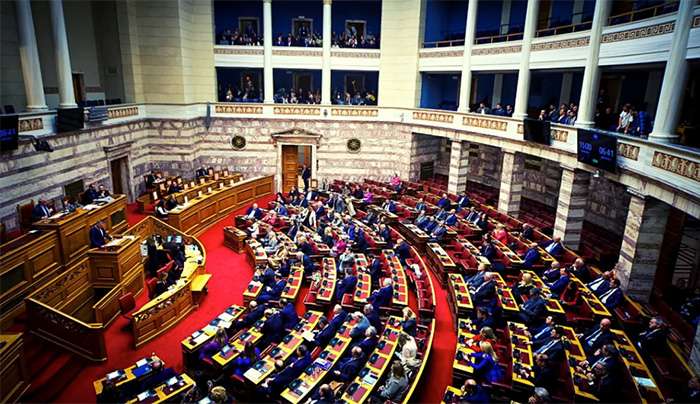 Ψηφίζεται στη Βουλή το νομοσχέδιο για τον νέο ποινικό κώδικα - Προσωπικό στοίχημα Μητσοτάκη η επιτάχυνση της απονομής δικαιοσύνης