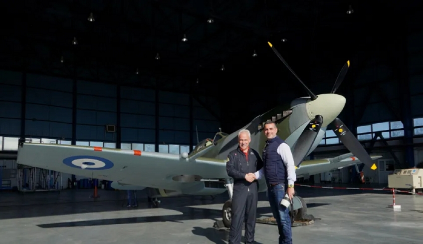 Το θρυλικό Spitfire του Β' ΠΠ στον ουρανό της Θεσσαλονίκης – Ενθουσιασμένος δηλώνει ο Βρετανός πιλότος του