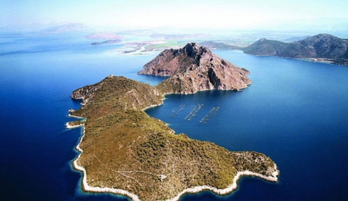 Αυτά είναι τα 10 πιο φτηνά ελληνικά νησιά προς πώληση (Λίστα &amp; Φωτό)