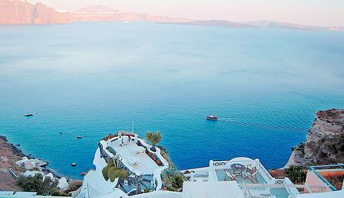 Σφοδρές αντιδράσεις στα νησιά για το ενδεχόμενο αύξησης του ΦΠΑ