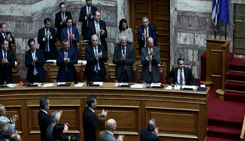 4η συνταγματική αναθεώρηση: 18 διατάξεις αναθεωρήθηκαν, πώς ψηφίστηκαν