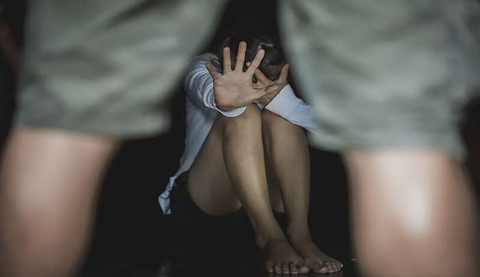 Ποινικές διώξεις σε πατέρα για απόπειρα βιασμού και αιμομιξίας της 16χρονης κόρης του