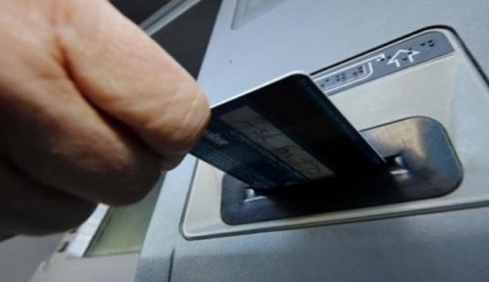 “Πράσινο” φως για πληρωμές εξωτερικού την περίοδο των capital controls