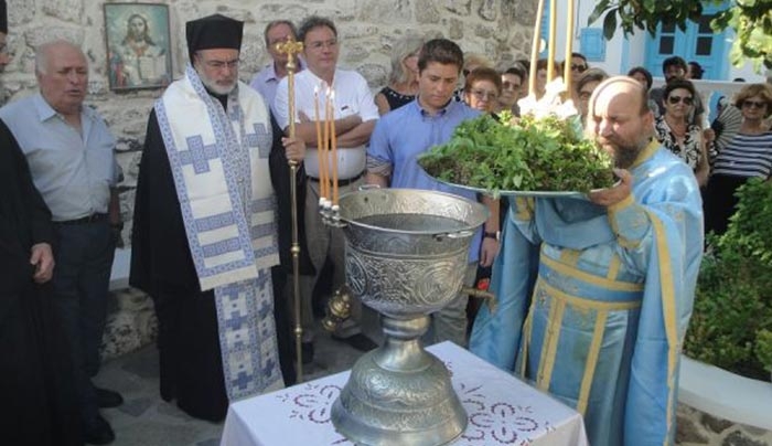Ἡ ἑορτὴ τῆς Ὑψώσεως τοῦ Τιμίου Σταυροῦ στὴ Νίσυρο